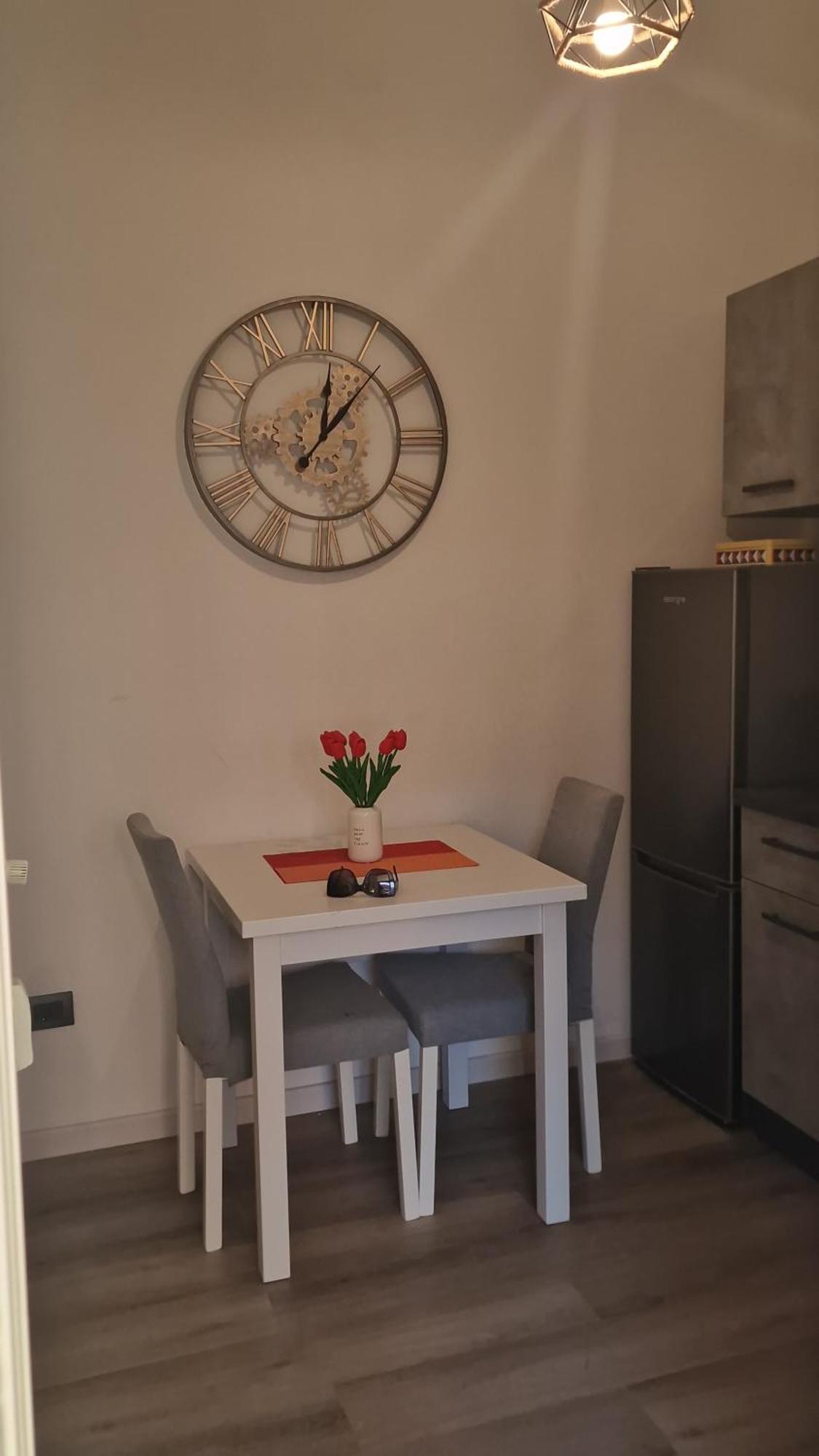 Appartamento La Casa Di Tom - Homy Milano Esterno foto